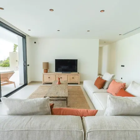 Infinita Βίλα Κάλπε