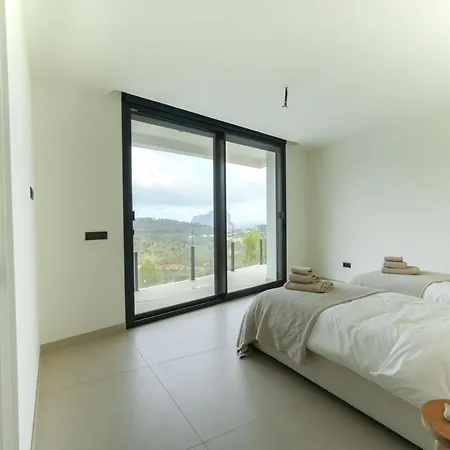 Infinita Βίλα Κάλπε